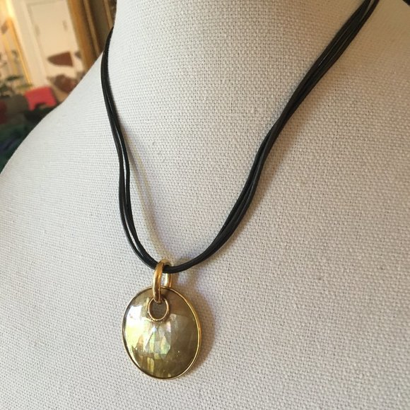 Lia Sophia Leather Necklace Cracked Beige Pendant - Picture 9 of 13